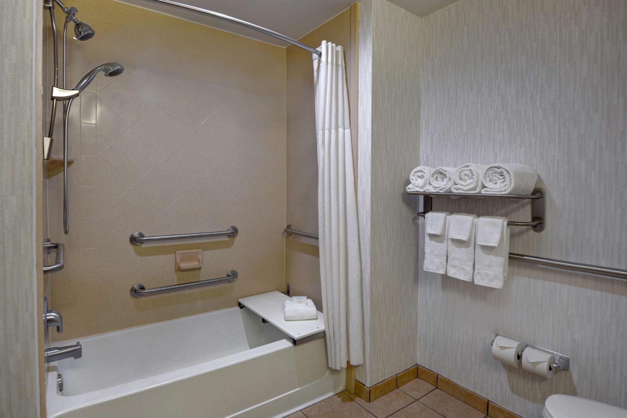 Hampton Inn & Suites Birmingham-Hoover-Galleria Екстер'єр фото